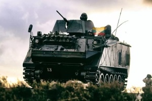 Lithuania hands Ukraine 14 M113 APCs