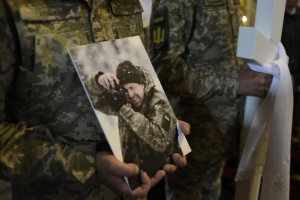 У Києві попрощалися з військовим фотографом Арсеном Федосенком