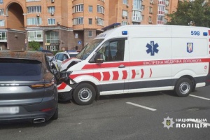 У Києві сталася ДТП за участю "швидкої", є постраждалі - поліція