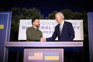 ウクライナと米国、二国間安保協定に署名