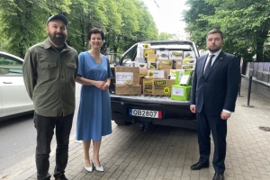 З Латвії відправили нову партію гумдопомоги для українських військових