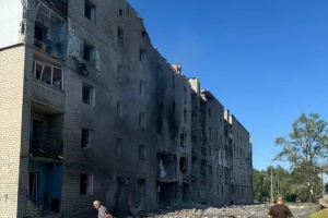 One killed, seven wounded as Russian army shells Toretsk, drops bomb on Selydove 