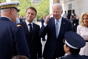 Emmanuel Macron et Joe Biden ont réaffirmé leur soutien à l’Ukraine dans une déclaration commune 