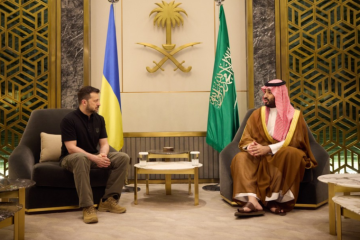 Zelensky llega a Arabia Saudí para reunirse con el príncipe heredero