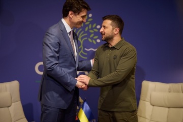 Zełenski rozmawiał z Trudeau o współpracy obronnej
