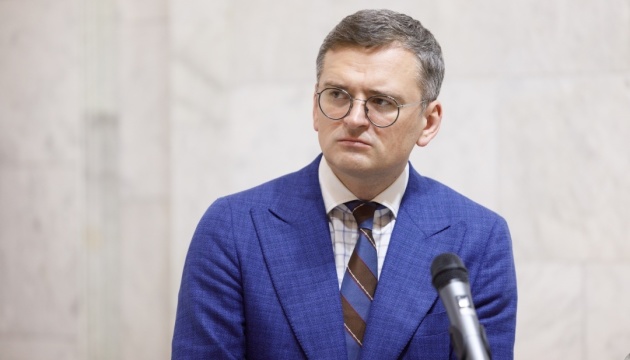 Кулеба прокоментував заяву Байдена про неготовність підтримати «натовізацію України»