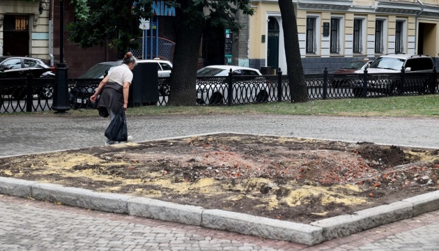 Пушкін остаточно все: у Харкові демонтували постамент пам'ятника імперському поету