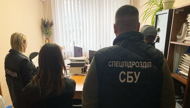 На Хмельниччині викрили схему підробки сертифікатів для експортерів зерна