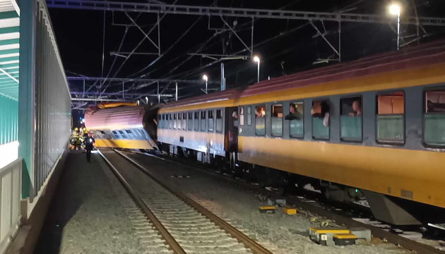 Зіткнення поїздів у Чехії: Укрзалізниця розповіла про організацію перевезення пасажирів