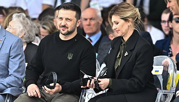 Zelensky attends ceremony marking D-Day in Normandy