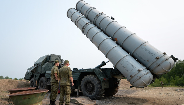 Ukrainische Armee zerstört Radare von Flugabwehrraketensystemen S-400 und S-300 auf der besetzen Krim