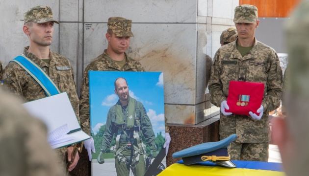 У столиці попрощалися з одним із «Привидів Києва» - льотчиком із позивним «Бджоляр»