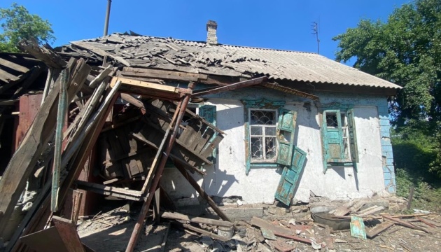 Enemy shells Donetsk region 2,107 times in past day, destruction reported