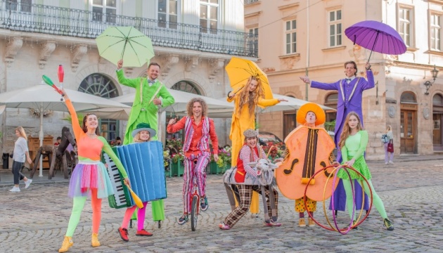 Українців запросили на виступ львівського циркового театру на фестивалі у Варшаві