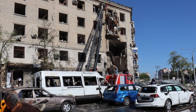 Удар по Харкову: троє загиблих, поранених вже 43, зокрема двоє дітей