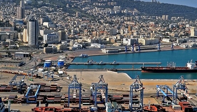 Хусити заявили про атаку на чотири судна в ізраїльському порту