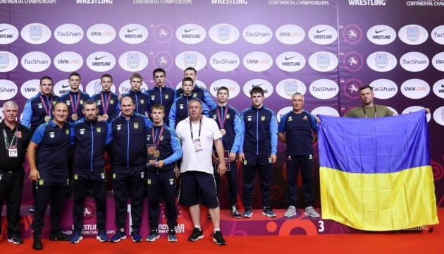 Українці здобули третє командне місце на Євро з греко-римської боротьби U17