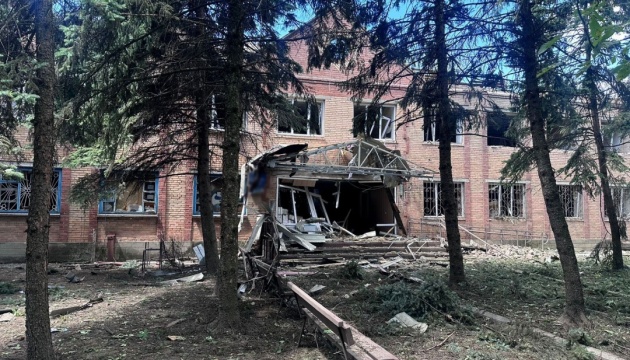 Росіяни за добу 13 разів обстріляли населені пункти Донеччини