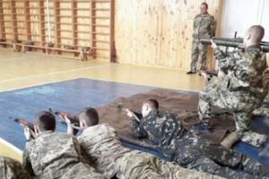 Незабаром 22 ветерани викладатимуть початкову військову підготовку у школах