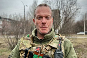 Volunteer and combat medic from UK Peter Fouché killed in action in Ukraine 