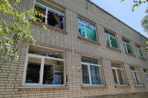Tropas rusas atacan Níkopol dejando dos muertos, niños heridos y muchas destrucciones en la ciudad