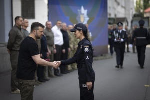 Зеленський вручив державні нагороди поліцейським