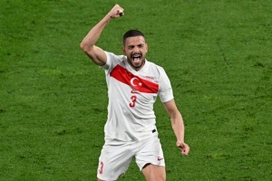 УЄФА дискваліфікувало турецького футболіста через націоналістичний жест