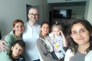 Nariman Dzhelial, released from Russian captivity, meets with his family in Kyiv