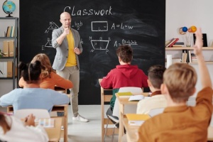 Результати навчання школярів за кордоном визнаватимуть в українських школах 