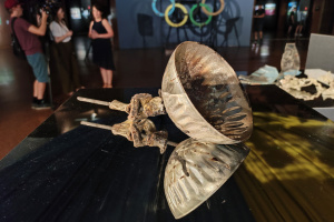 Historia del movimiento olímpico en Ucrania: Presentan una exposición de objetos antiguos en Kyiv 