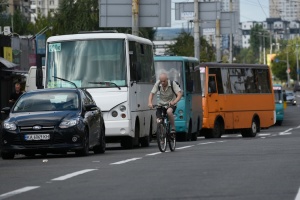 У столиці майже на місяць обмежать рух транспорту Столичним шосе