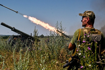 Ukrainian forces destroy 90 Russian soldiers, 34 pieces of enemy equipment on southern front