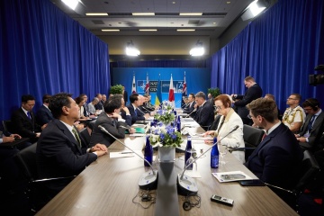 Volodymyr Zelensky et Joe Biden se sont rencontrés en marge du sommet de l’OTAN 