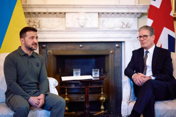 Президент України проводить зустріч з прем’єр-міністром Великої Британії Кіром Стармером