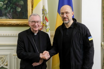 Shmygal trata con el Secretario de Estado del Vaticano una paz justa y el regreso de los prisioneros