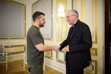 Президент України зустрівся із Державним секретарем Ватикану кардиналом Пʼєтро Пароліном