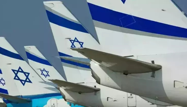 Літак Ізраїльських авіаліній здійснив екстрену посадку в аеропорту Анталії