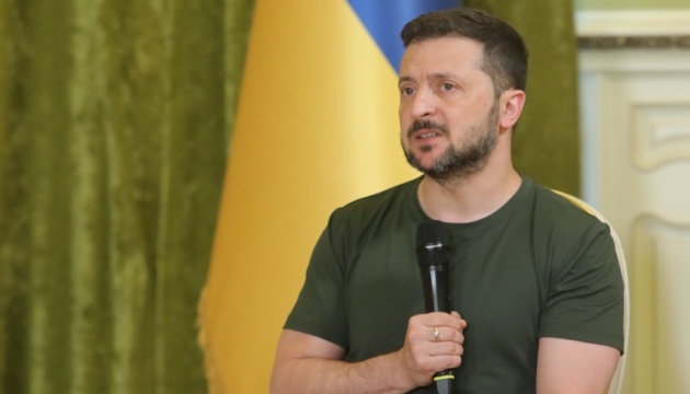 Зеленський: Можемо спробувати завершити гарячу стадію війни до кінця року