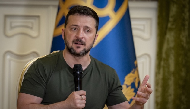 Zelensky: Rusia lanza más de 100 misiles y casi 100 drones Shahed sobre Ucrania