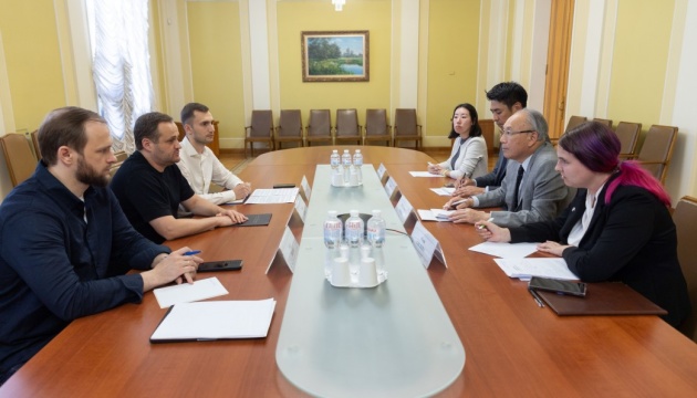 Cooperación y restauración energética: Se celebra una reunión con el Embajador del Japón en la Oficina del Presidente 