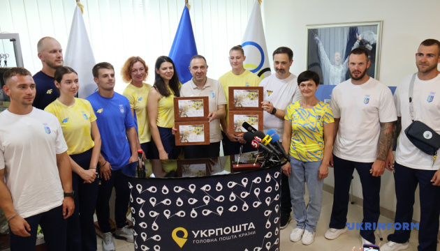 У Києві пройшла церемонія погашення марок, присвячених Олімпіаді у Парижі