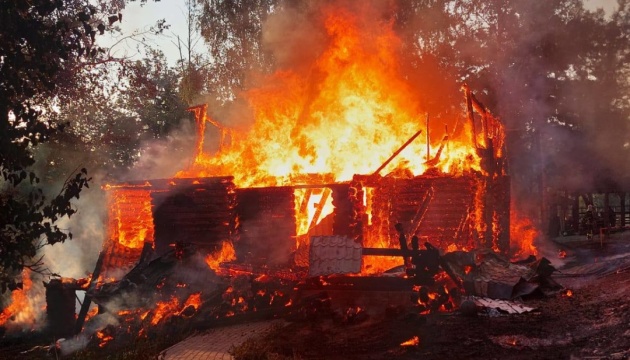 Fire broke out in ecopark near Kharkiv due to shelling, injuries reported