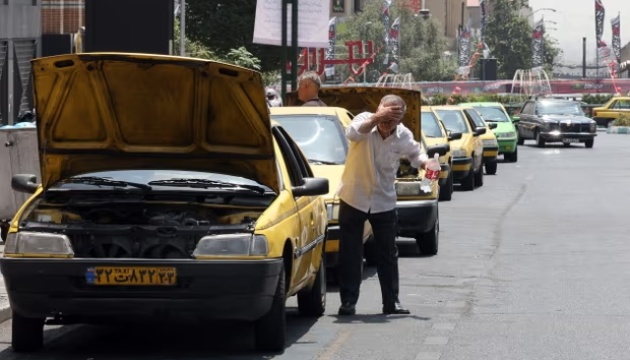 В Ірані через сильну спеку закрили комерційні та державні установи