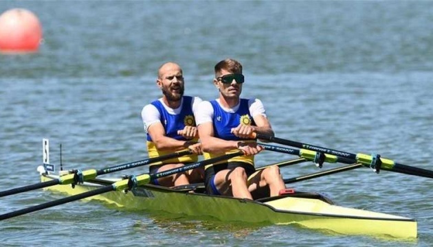 Українці Хмара й Ковальов вийшли до півфіналу Олімпіади в академічному веслуванні