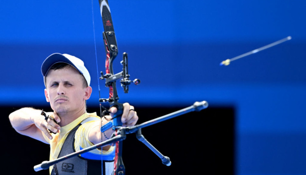 Михайло Усач програв бразильцю в 1/32 фіналу Олімпіади зі стральби з лука