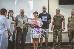 Families of fallen National Guardsmen receive Orders of Courage