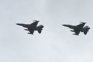 Ukrainian pilots to start F-16 training in U.S. after language courses - Pentagon