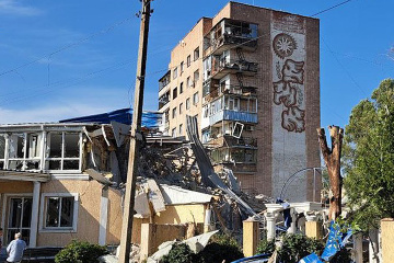 Body found under rubble of Kramatorsk hotel hit by Russian strike 
