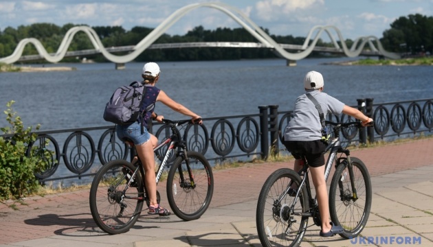 У Києві в липні зафіксували 13 температурних рекордів