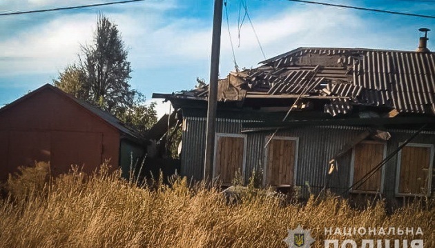 Авіабомби, артилерія та РСЗВ: вночі та зранку ворог 17 разів обстріляв Сумщину